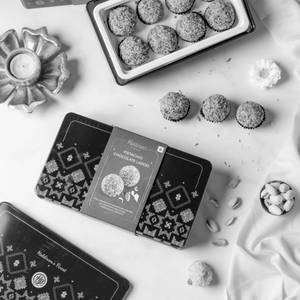 Pistachio Chocolate Ladoo