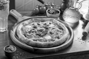 Mushroom & Caramelized Onion Pizza [6 inch]