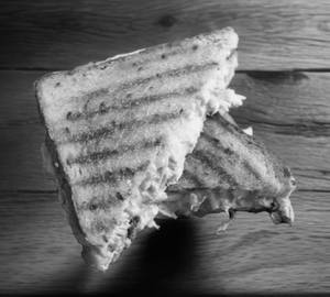 Roasted chicken sandwich
