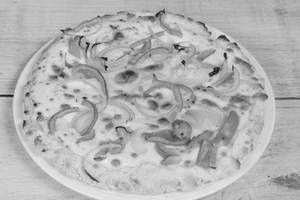 Onion Capsicum Pizza