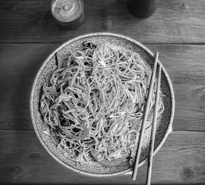 Schezwan chicken noodles