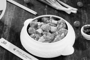 Hong Kong Claypot With Ginger Chicken