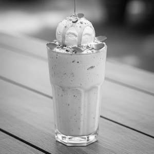 Gulab Gulkand Shake With Ice Cream