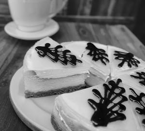 Mango Baked Cheesecake Slice