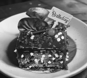 Choco Chips Cake [500 grams]