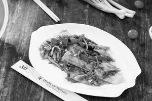 Sliced Sole In Pickled Chilli Sauce