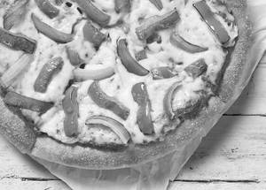 Onion capcicum pizza