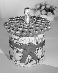 Chocolate Bouquet With Champagne Big
