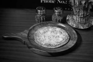 Classic Onion Pizza