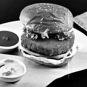 Paneer maharaja burger