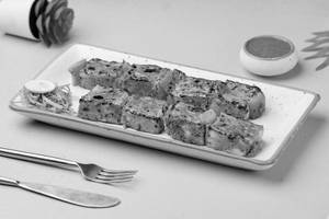 Achari Paneer Tikka