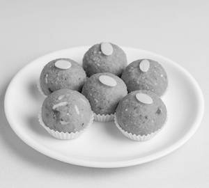 Besan Laddu