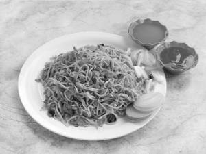 Egg manchurya noodles