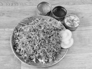 Hot and spicy schezwan fried rice