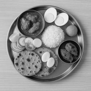 High Protein Chicken Thali