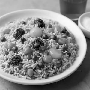 Purnima Sp. Pulav [With Raita]