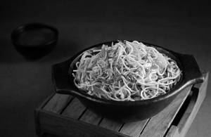 Schezwan Veg Noodles