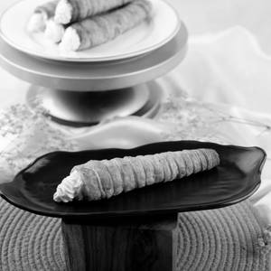 Vanilla Cream Roll