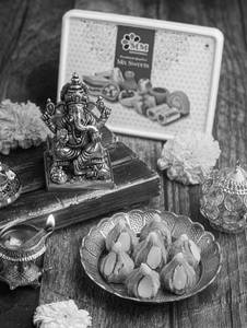 Pista Roll Modak