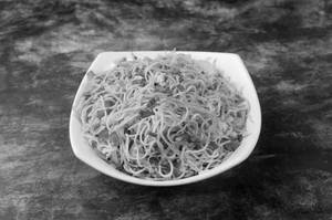 Veg Hakka Chowmein