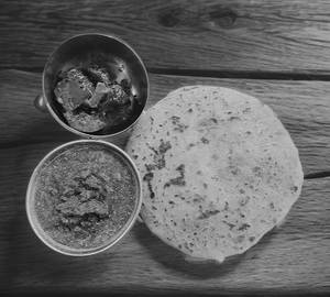 Aloo paratha [2 pieces]