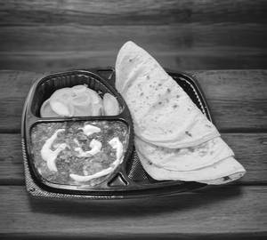 Kadhai Paneer with 4 Roti/Paratha
