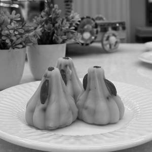 Tutti-Frutti Modak