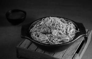 Schezwan Chicken Noodles