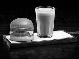 Veggy Crunch Brekkie + Cold Coffee