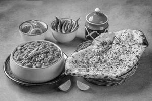 Pindi Chole With Kulcha