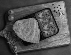 Mushroom Masala - PARATHA Meal