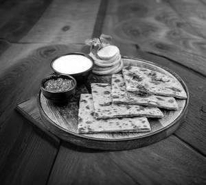 Aloo Pyaz Paratha