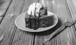 Brownie With Ice Cream [150 Gm]