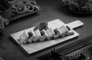 Crispy Paneer Pillows