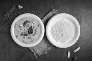 Green Thai Curry With Steamed Rice