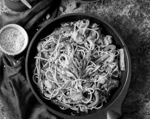 Veg Chowmien (Gravy)