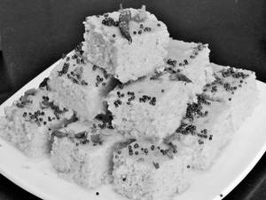 Dhokla (2 Pcs.)