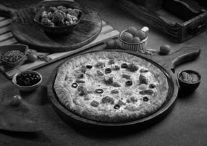 Funghi Paprika Pizza