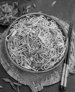 Veg Hakka Noodles