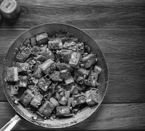 Paneer manchurian dry