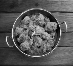 Chicken hyderabadi bonein
