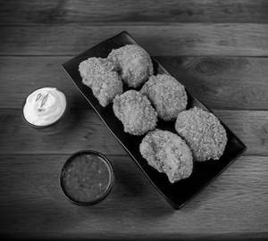 Veg Kurkure Momos