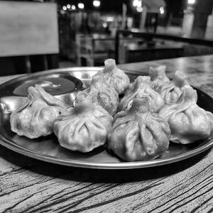 Cheese momos