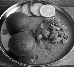 Ragi Mudde with Tender Mutton Curry – Authentic Traditional Combo