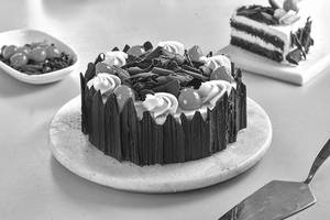 Black Forest Cake [1/2 Kg]