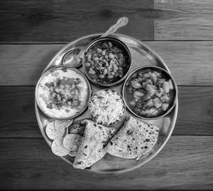 Veg thali [full]