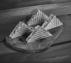 Creamy paneer sandwich