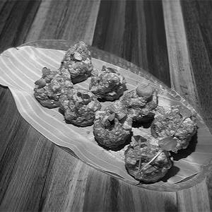 Poricha Parotta With Paneer Ghee Roast