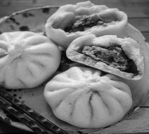 Chicken steam bun