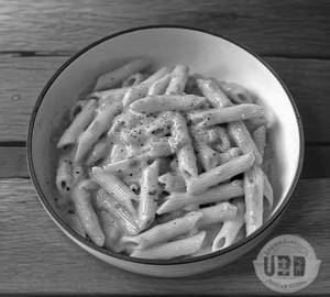 Pink sauce pasta
